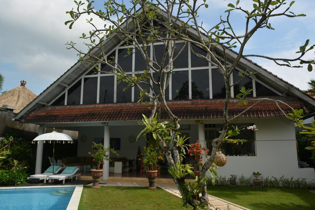 Villa Raquel Seminyak  Ruang foto