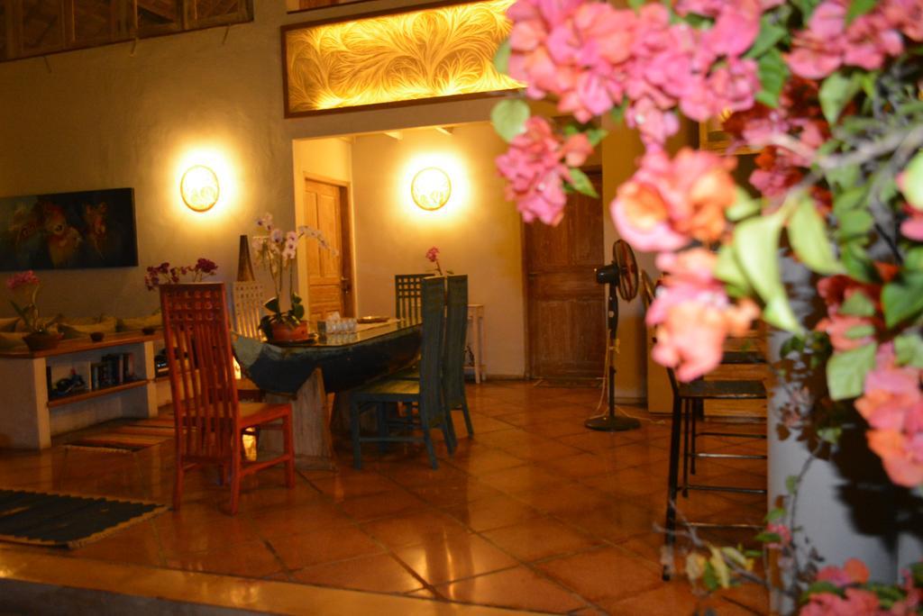 Villa Raquel Seminyak  Bagian luar foto
